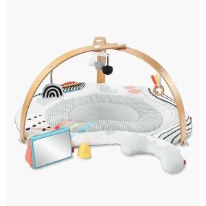 Skip Hop Montessori Play Gym